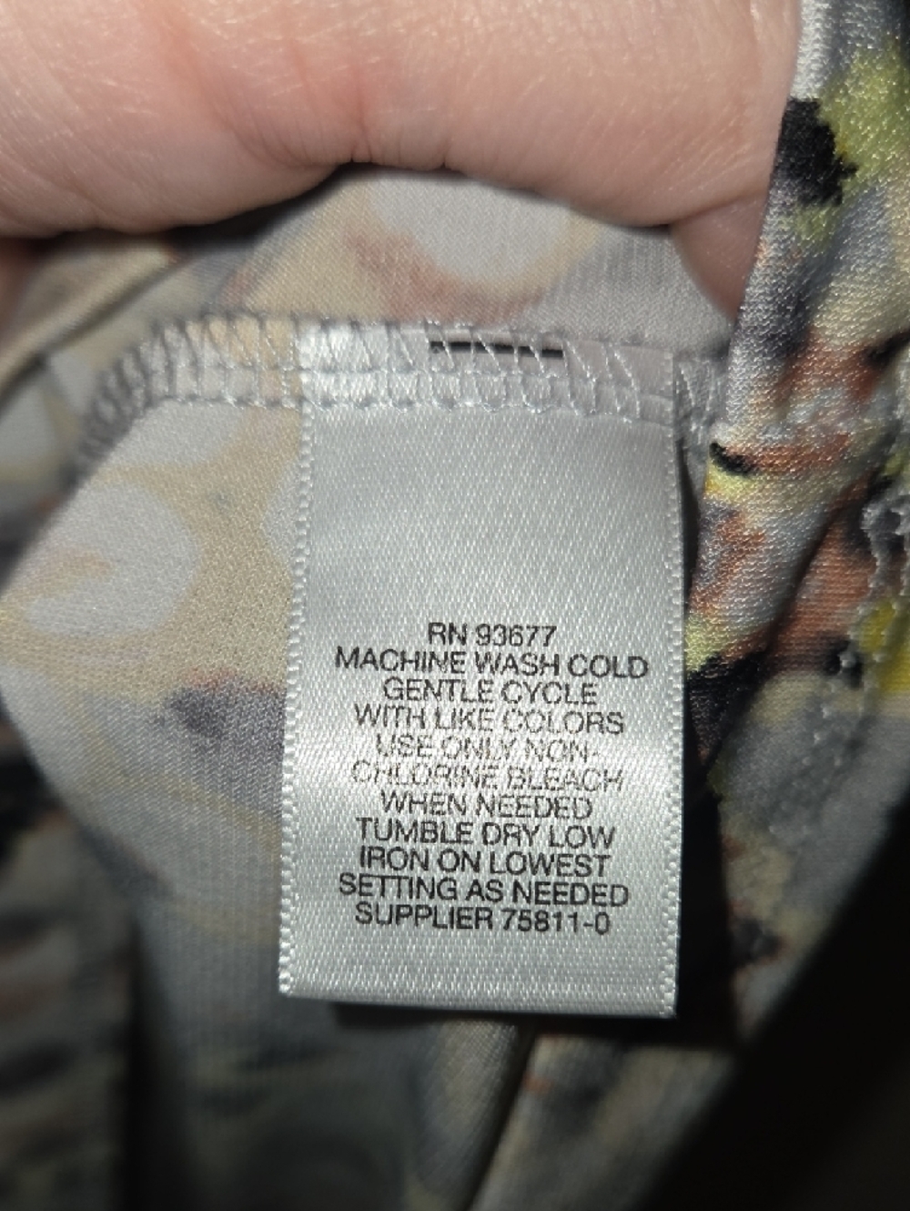 Liz Claiborne Gray, Cream & Yellow Printed Scoop Neck Tunic - Picture 3 of 4